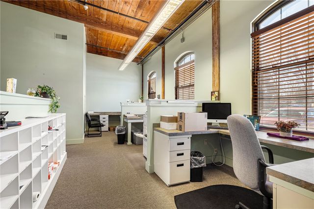 61 Cedar Avenue 6, East Greenwich, RI 02818