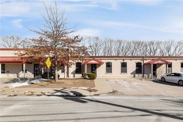 61 Cedar Avenue 6, East Greenwich, RI 02818