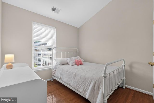 9819 CHESHIRE RIDGE CIR, Manassas, VA 20110