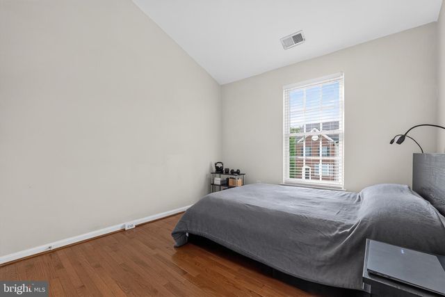 9819 CHESHIRE RIDGE CIR, Manassas, VA 20110