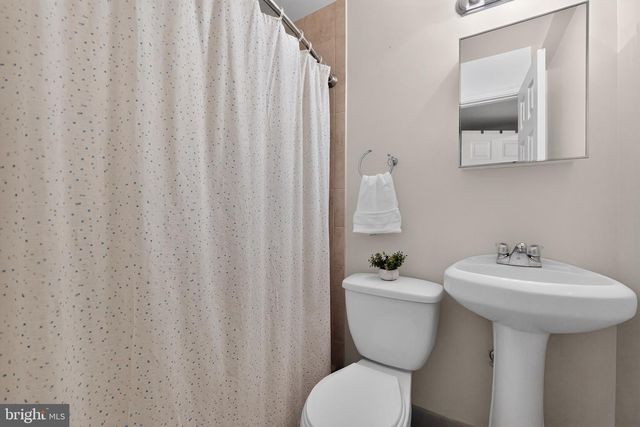 9819 CHESHIRE RIDGE CIR, Manassas, VA 20110