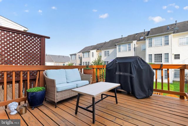 9819 CHESHIRE RIDGE CIR, Manassas, VA 20110