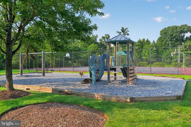 9819 CHESHIRE RIDGE CIR, Manassas, VA 20110