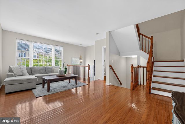 9819 CHESHIRE RIDGE CIR, Manassas, VA 20110