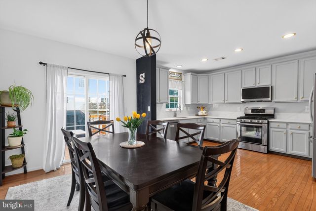 9819 CHESHIRE RIDGE CIR, Manassas, VA 20110