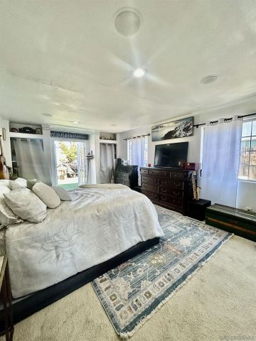 10979 Salinas way, San Diego, CA 92126