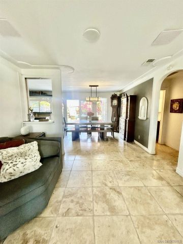 10979 Salinas way, San Diego, CA 92126