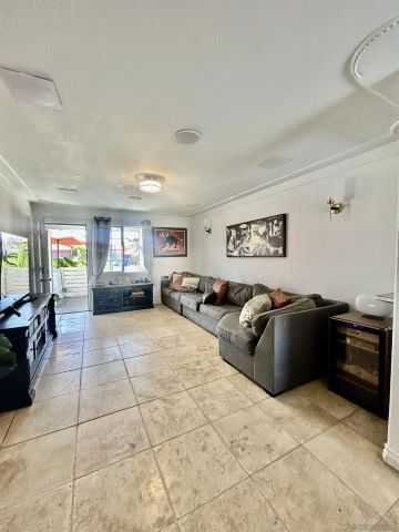 10979 Salinas way, San Diego, CA 92126