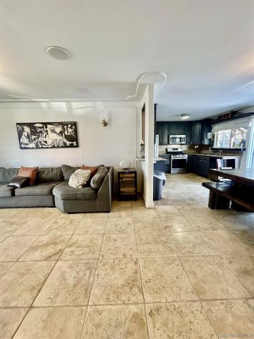 10979 Salinas way, San Diego, CA 92126
