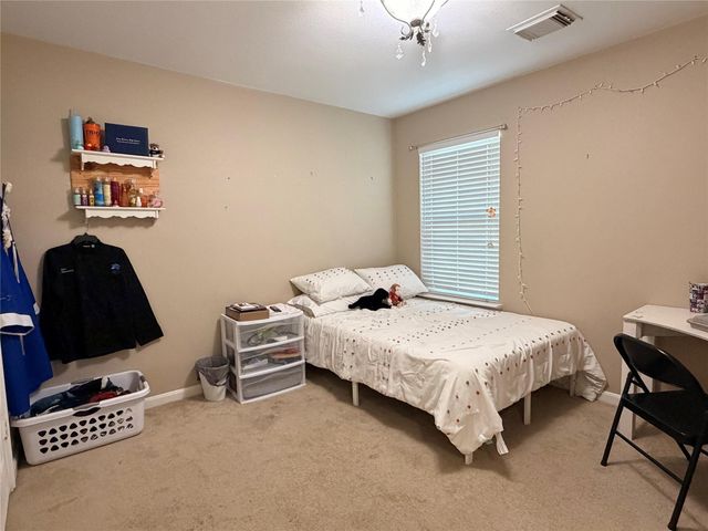 454 Remington Ridge Drive, Houston, TX 77073