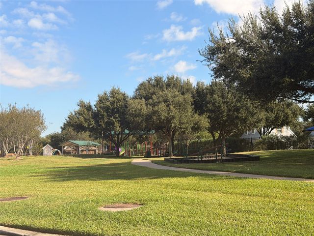 454 Remington Ridge Drive, Houston, TX 77073