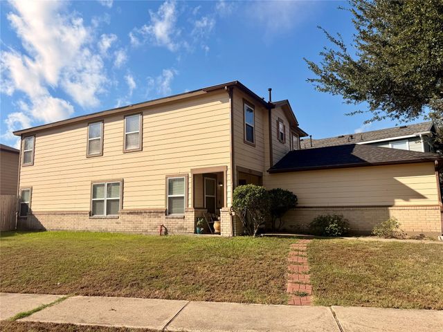 454 Remington Ridge Drive, Houston, TX 77073