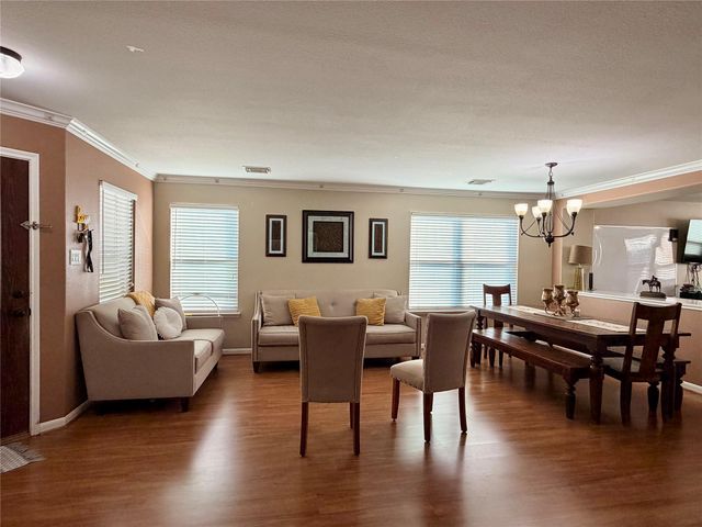 454 Remington Ridge Drive, Houston, TX 77073