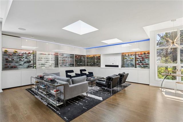 4406 N Elizabeth Lane SE, Atlanta, GA 30339