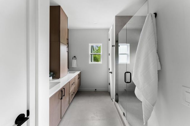 3204 Lyons RD 1, Austin, TX 78702