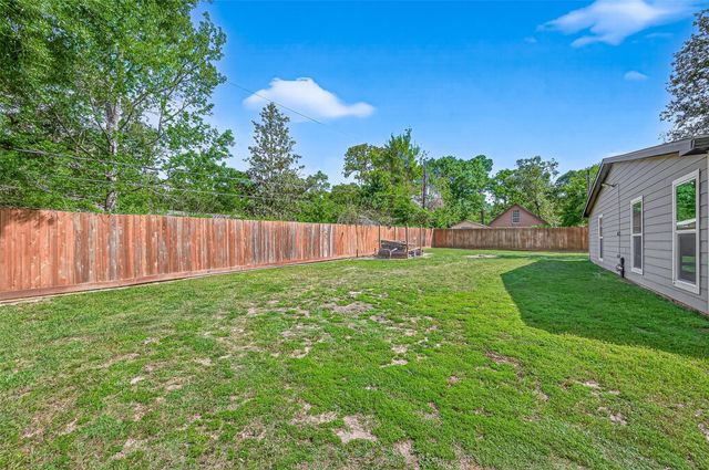 26706 N Carrol Lane, Magnolia, TX 77355