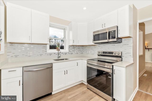 8128 APPLES CHURCH RD, Thurmont, MD 21788