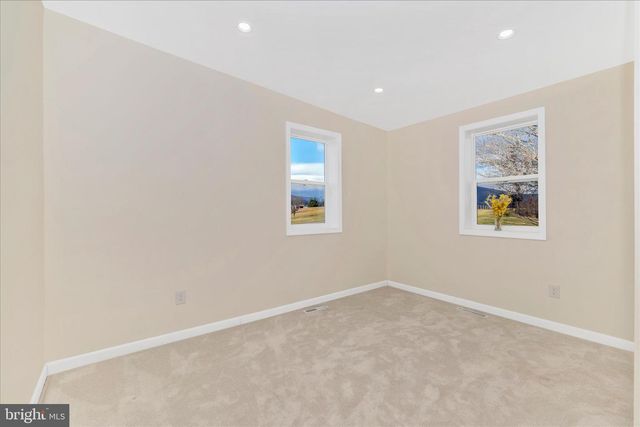 8128 APPLES CHURCH RD, Thurmont, MD 21788