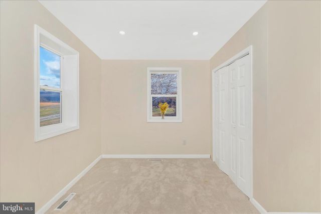 8128 APPLES CHURCH RD, Thurmont, MD 21788