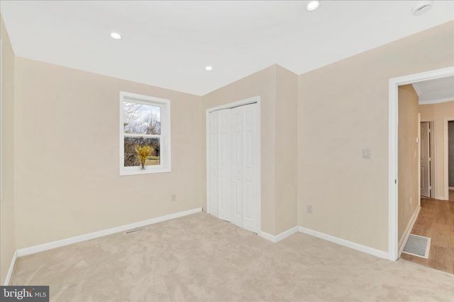 8128 APPLES CHURCH RD, Thurmont, MD 21788