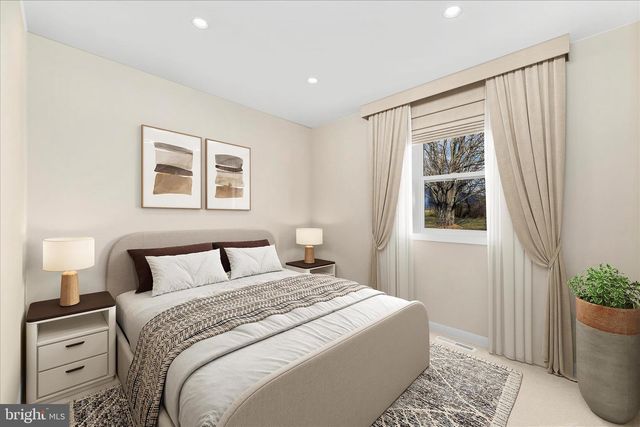 8128 APPLES CHURCH RD, Thurmont, MD 21788