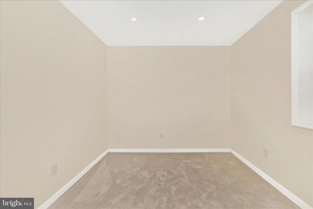 8128 APPLES CHURCH RD, Thurmont, MD 21788