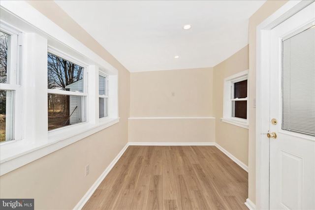 8128 APPLES CHURCH RD, Thurmont, MD 21788