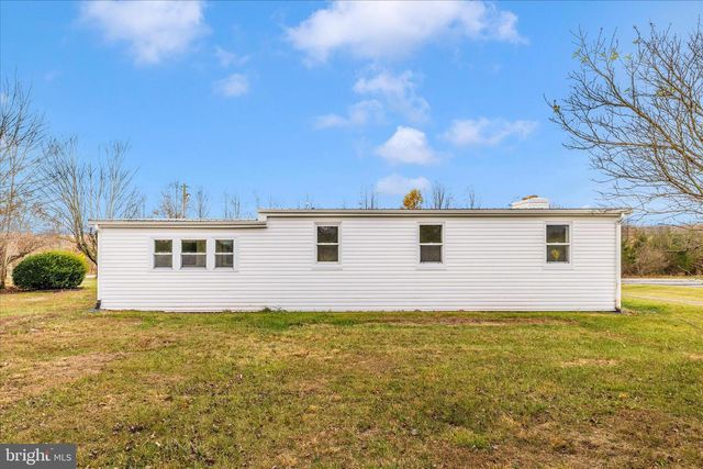 8128 APPLES CHURCH RD, Thurmont, MD 21788
