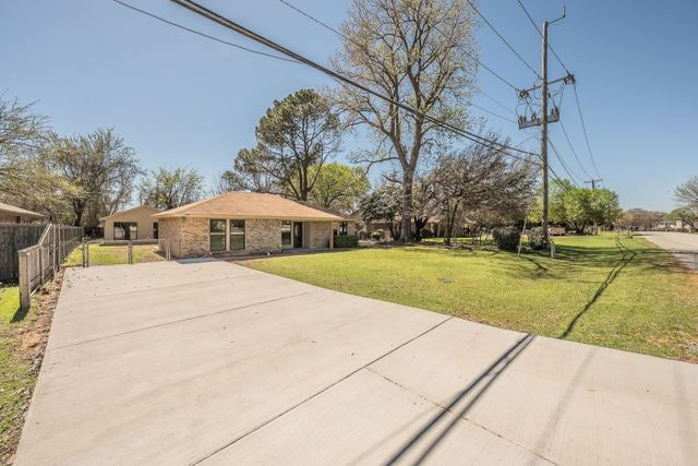 4102 Lorraine Drive, Arlington, TX 76017