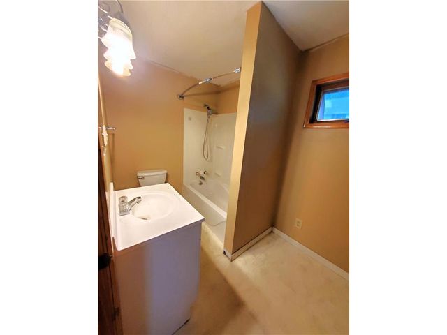 1362 Main Street, Houlton, WI 54016