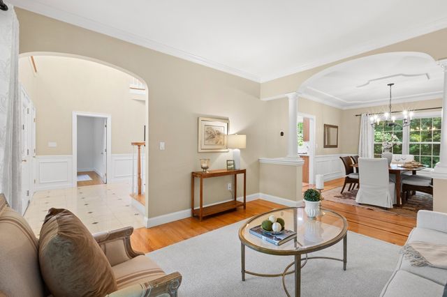 22 R Sawyer Ln, Middleton, MA 01949
