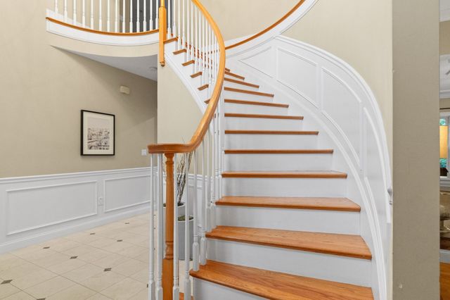 22 R Sawyer Ln, Middleton, MA 01949