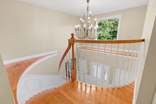 22 R Sawyer Ln, Middleton, MA 01949