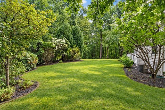 22 R Sawyer Ln, Middleton, MA 01949
