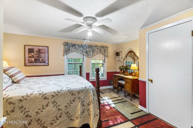 2546 Fairview Rd, Madisonville, TN 37354