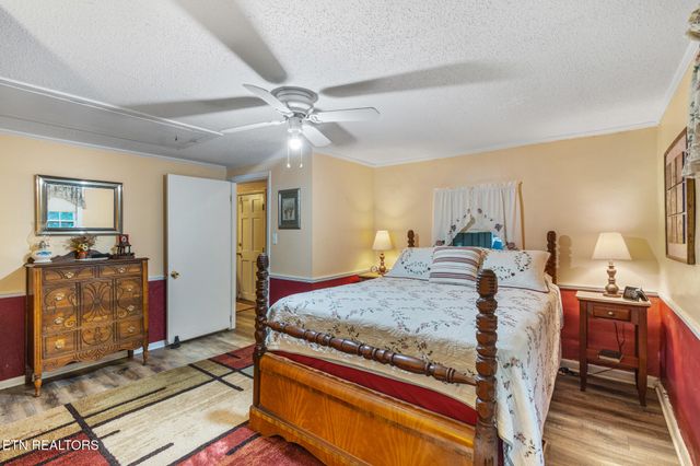 2546 Fairview Rd, Madisonville, TN 37354