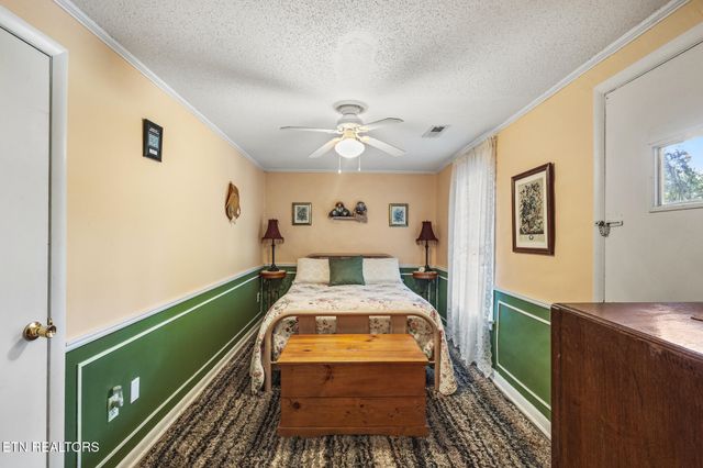 2546 Fairview Rd, Madisonville, TN 37354