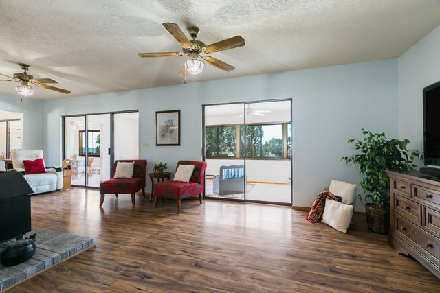 20 BERTA Drive, Edgewood, NM 87015