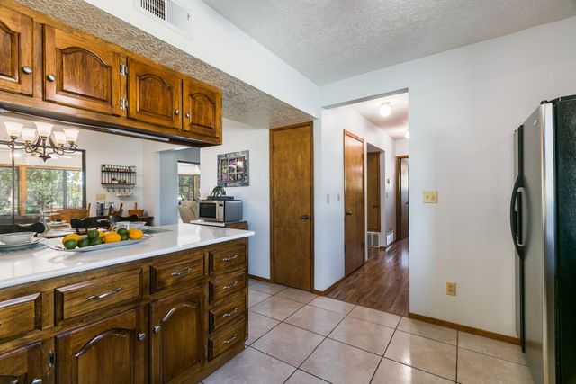 20 BERTA Drive, Edgewood, NM 87015