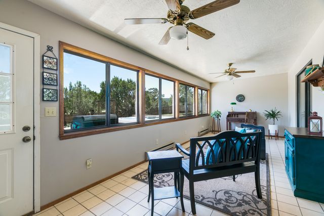 20 BERTA Drive, Edgewood, NM 87015