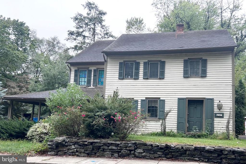 1616 LAMPETER ROAD, Lancaster, PA 17602
