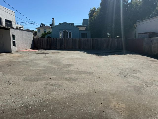 610 S Amphlett Boulevard, San Mateo, CA 94402