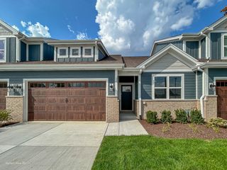 34 Steeple Bend Lane, Evergreen Park, IL 60805