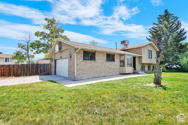 4891 W CALYX CIR, West Jordan, UT 84081