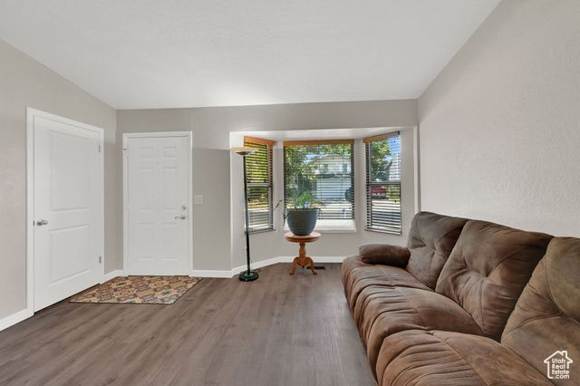 4891 W CALYX CIR, West Jordan, UT 84081