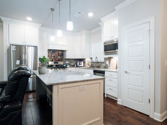 940 Ashmore Landing Loop, Centerton, AR 72719