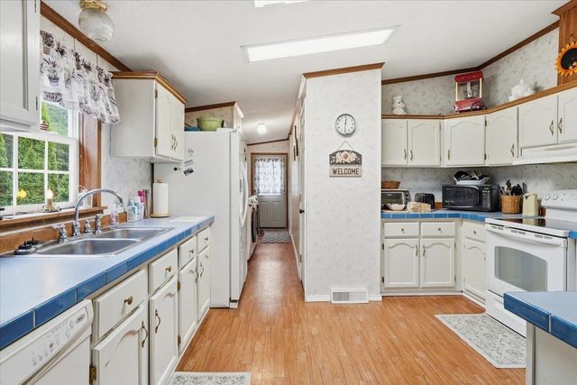 3348 Severance Hill Road, St. Johnsbury, VT 05819