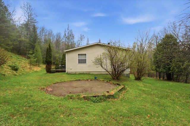 3348 Severance Hill Road, St. Johnsbury, VT 05819