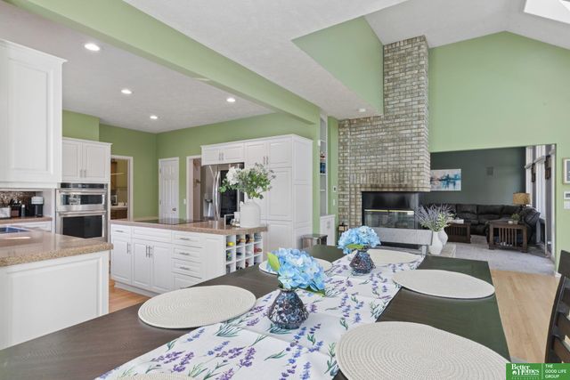 2611 N 159 Street, Omaha, NE 68116