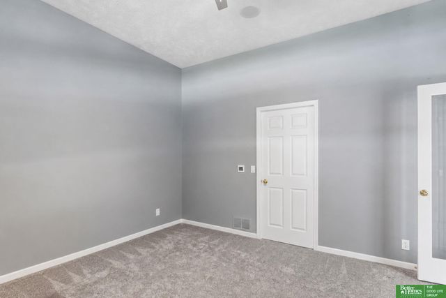 2611 N 159 Street, Omaha, NE 68116